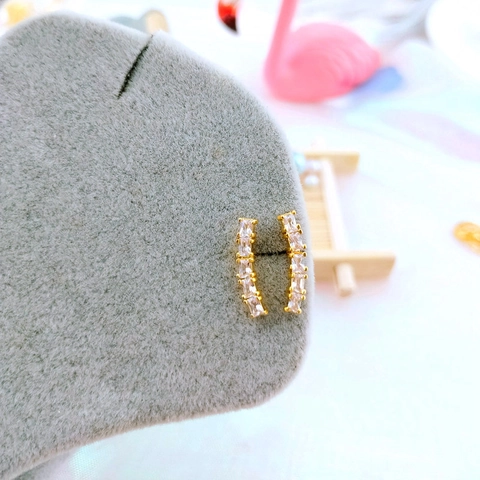 Kupfer Zirkonia Bogen Ohrstecker Regenbogen Weiß Rechteckig Eingelegt Ear Climber Minimalistisch Mode Schmuck Damen Accessoire