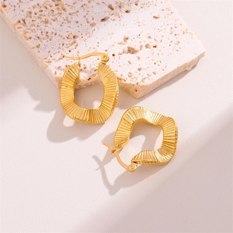 Unregelmäßige Wellen Ohrringe Edelstahl Texturiert Golden Mode Schmuck Für Damen Einfach Stilvoll