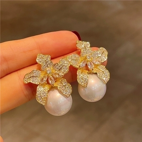 Lily Flower Artificial Pearl Drop Earrings With Silver Earring Post Sparkling Zircon Floral Elegant Bridal Jewelry For Women