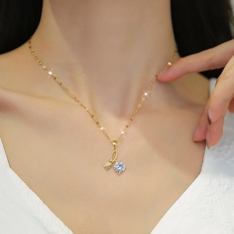 Rose Flower Pendant Necklace Titanium Steel Chain Copper Micro Inlaid Zircon Elegant Jewelry For Women Gold Color