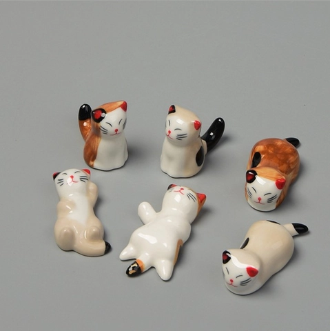 Ceramic Cat Chopstick Rest Hand Painted Miniature Animal Figurine Japanese Zakka Style Kitchen Table Decor