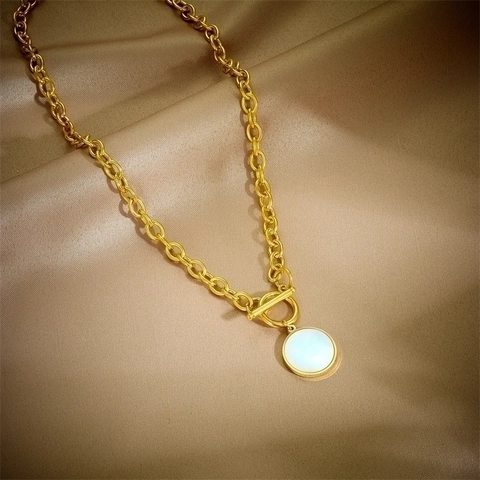 Vintage Gold Titanium Steel Necklace With Round Mother Of Artificial Pearl Pendant And Toggle Clasp Minimalist Jewelry