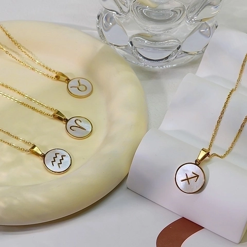 18K Gold Plated Stainless Steel Zodiac Signs Pendant Necklace For Women White Shell Round Medal Constellation Jewelry