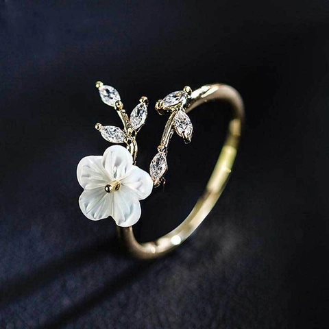 Anello Aperto in Rame Placcato Oro Stile Coreano Con Fiore in Perla Artificiale E Foglia in Zirconia Anello Regolabile Donna Gioielli