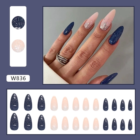 Deep Blue Starry Sky Amandel Press On Nails Met Zilveren Glitter Gradiënt Elegante Manicure Voor Vrouwen