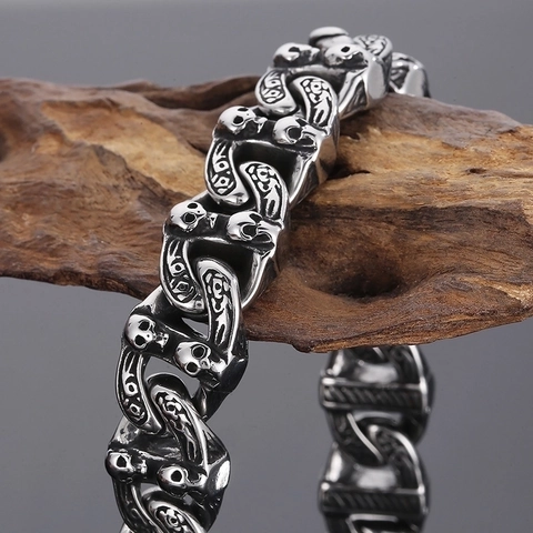 Punk Rock Men Titanium Steel Bracelet Retro Skull Head Cuban Chain Carved Pattern Gothic Jewelry Vintage Silver Color