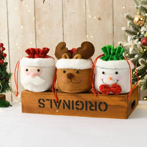 Christmas Drawstring Gift Bags Plush Felt Fabric Candy Apple Packaging Holiday Party Decor Santa Snowman Reindeer
