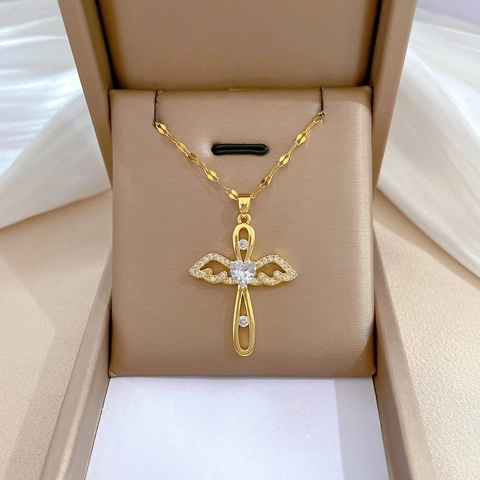 Engel Flügel Kreuz Anhänger Halskette Mit Herz Zirkon Kupfer Anhänger Und Titan Stahl Kette Mode Schmuck Für Damen