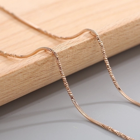 Minimalist Stainless Steel Snake Chain Necklace Elegant Versatile Jewelry For Men Women Gold Silver Rose Gold Black