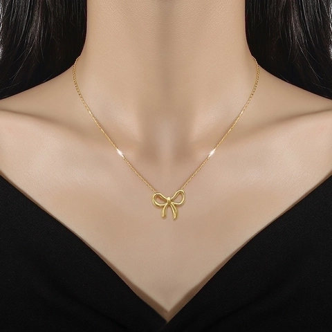 Minimalistische Ketting Met Strikje Hanger En Oorknoppen Titanium Staal 18K Verguld Elegante Sieraden Voor Dames