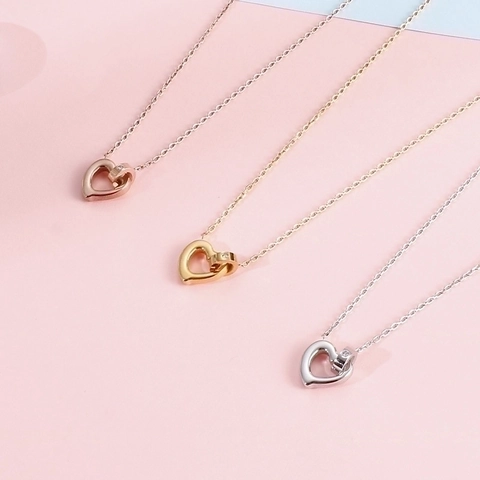 Collar Con Colgante De Corazón Hueco De Acero Inoxidable Circonita Joyería De Moda Para Mujer