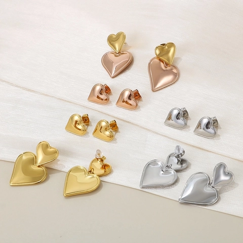 Pendientes De Doble Corazón Minimalistas Chapados En Oro De 18 Quilates Acero De Titanio Empalmado En Capas Joyería Vintage Retro