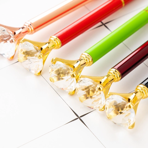 Large Diamond Ballpoint Pen Metal Crystal Luxury Creative Writing Stationery Office School Supplies Business Gift