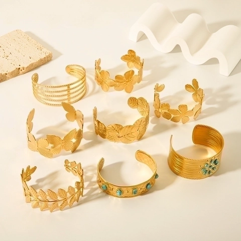 Roestvrijstalen Manchetarmband 18K Verguld Blad Vlinder Bloem Open Bangle Waterdicht Hypoallergeen Retro Sieraden