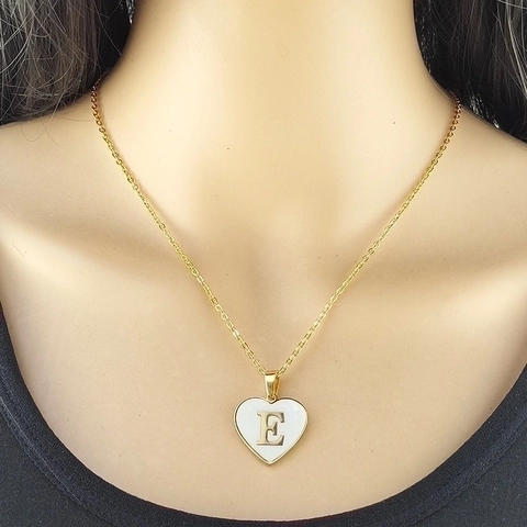 Hart Initiaal Ketting Titanium Staal Schelp Inleg Alfabet Hanger Minimalistische Sieraden Elegant Cadeau Dames