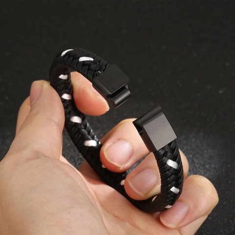Woven Leather Bracelet Men Cotton Rope Braided Magnetic Buckle Stainless Steel Minimalist Casual Fashion Hand Wrap