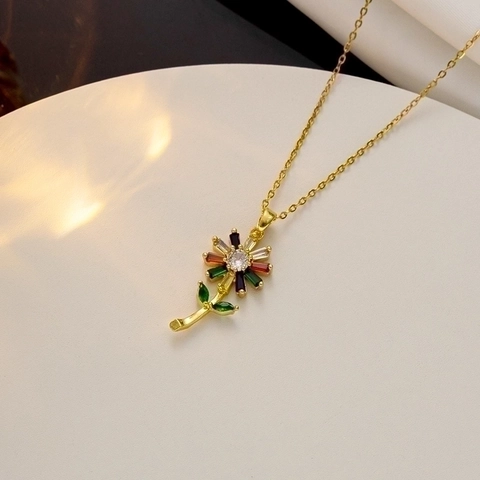 Luxueux Collier Pendentif Tournesol en Acier Titane Zirconia Multicolore Fleur Plaqué Or Chaîne de Clavicule Bijoux Femme Cadeau