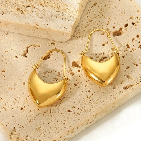 Boucles d'Oreilles Coeur en Acier Inoxydable Minimaliste Plaque Or 18K Hypoallergénique Imperméable Bijoux Femme Cadeau