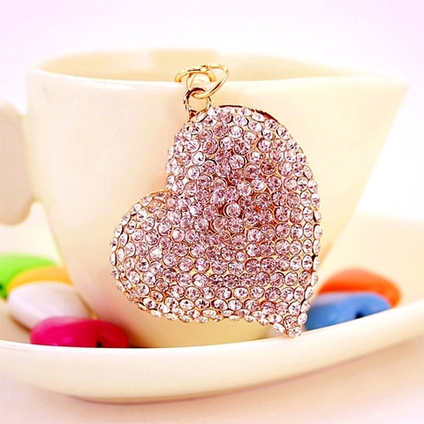 Dames Luxe Hartvorm Pave Strass Sleutelhanger Zinklegering Verguld Tas Hanger Auto Sleutelhanger Mode Sieraden Cadeau