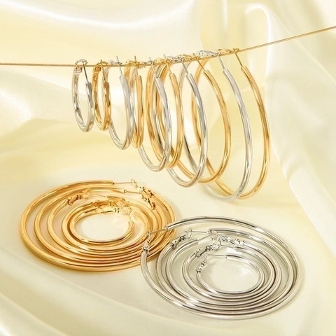 Waterproof 18K Gold Plated Stainless Steel Hoop Earrings Hypoallergenic High Polished Minimalist Fashion Jewelry Women