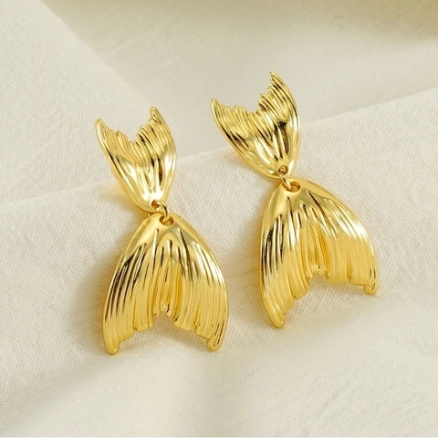 Pendientes De Botón Cola De Pez Acero Inoxidable Chapado En Oro 18K Sirena Texturizado Minimalista Vintage Estilo Ins Joyería Mujer