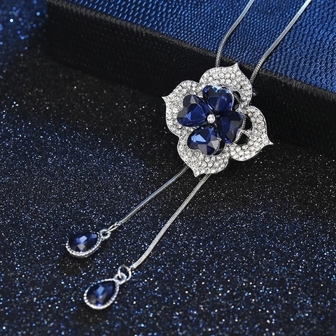 Korean Fashion Blue Flower Pendant Long Necklace Alloy Silver Rhinestone Heart Petal Sweater Chain For Women Jewelry
