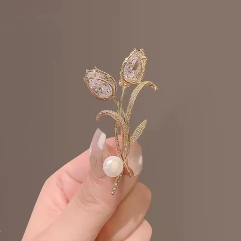 Elegante Broche de Flor de Tulipán Aleación Diamante de Imitación Perla Artificial Pin para Mujer Boda Banquete Fiesta Decoración Lujoso Accesorios