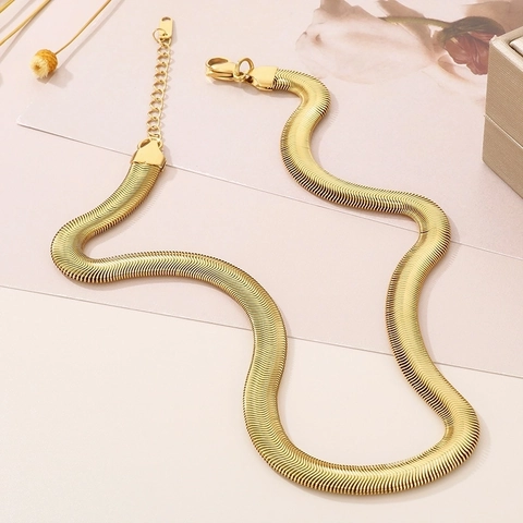 Collana A Catena Di Serpente Piatta Minimalista Acciaio Inossidabile Placcato Oro 18K Gioielli Di Moda Per Donne