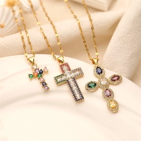 Collana con Ciondolo a Croce in Rame di Moda con Strass Multicolore Intarsiato Gioielli Placcati in Oro per Uomo Donna