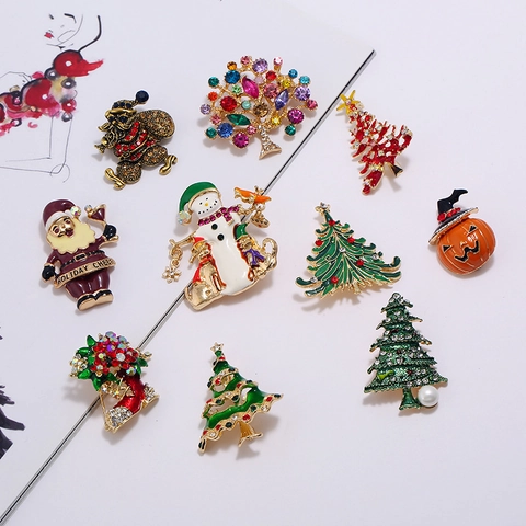 Christmas Halloween Brooch Enamel Rhinestone Santa Claus Snowman Christmas Tree Alloy Pin Festive Jewelry Gift For Women