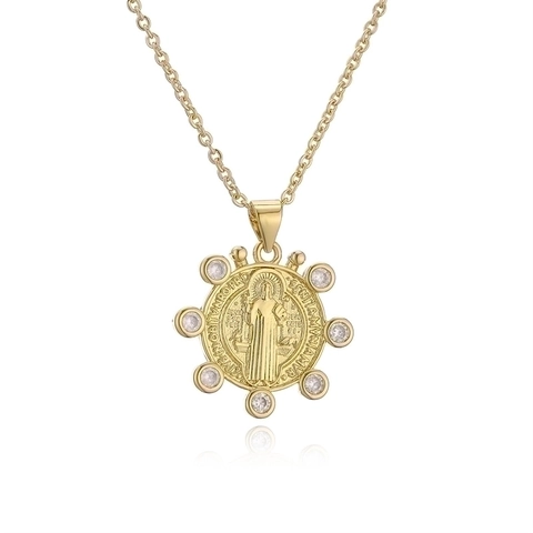 Virgin Mary Pendant Necklace Gold Plated Copper Zircon Religious Jewelry Retro INS Fashion Women Luxury Accessory