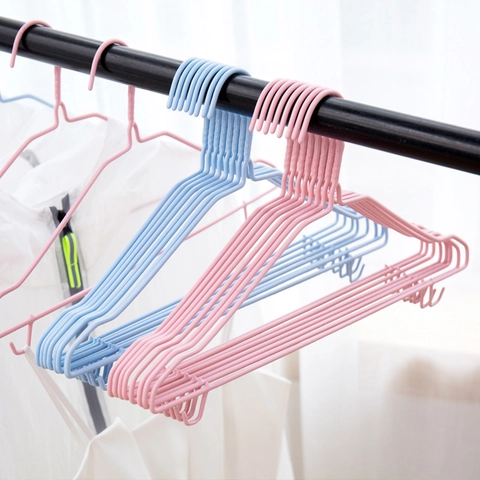 Non-slip PVC Coated Metal Clothes Hangers Thickened Seamless Drying Rack For Adult And Kids Home Closet Organization