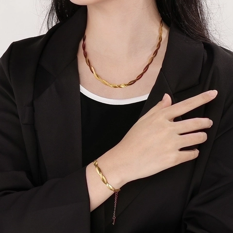 Joyas De Collar Y Pulsera De Acero Inoxidable Trenza Retorcida Cadena De Serpiente Moda Minimalista Unisex Metálico