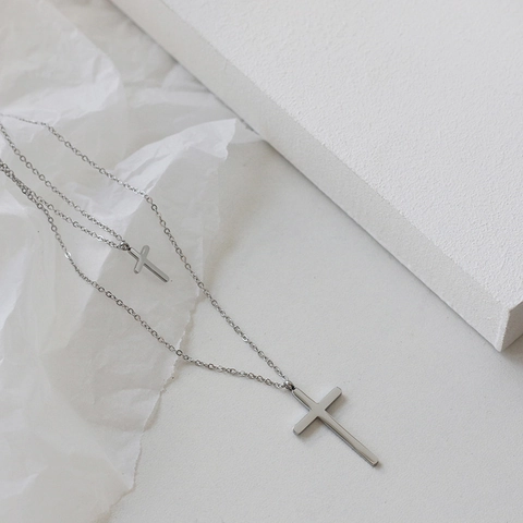 Layered Cross Pendant Necklace Stainless Steel 18K Gold Plated Minimalist Stackable Religious Jewelry For Women