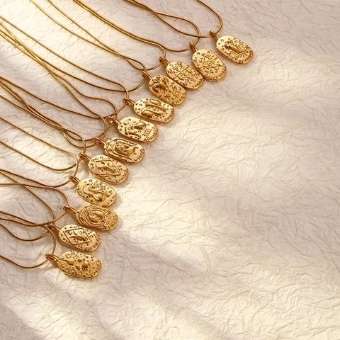 Zodiac Constellation Necklace 18K Gold Plated Stainless Steel Zircon Oval Pendant Plate Retro Minimalist Snake Chain For Women