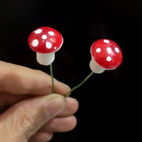 Artificial Miniature Mushrooms Red White Polka Dot Foam And Wire Decoration For Fairy Garden Bonsai Micro Landscape DIY