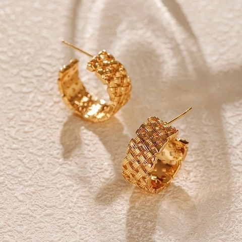 Pendientes de Botón Forma C de Textura Tejida Francesa Cobre Chapado en Oro Vintage Elegantes Geométricos para Mujer Joyería