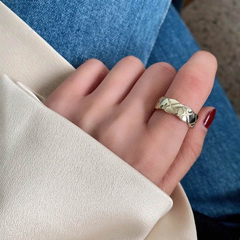 Bague Ouverte Matelassée Vintage Motif Losange pour Femme Minimaliste Géométrique Réglable en Cuivre Plaqué Or Argent