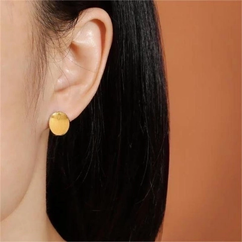 Orecchini A Cerchio Tondi Minimalisti In Acciaio Inossidabile Texture A Conchiglia Strisce Verticali Geometrici Per Donna