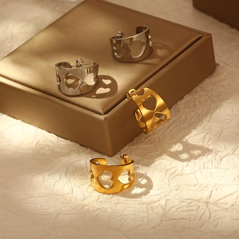 Pendientes De Aro En Forma De C Corazón Hueco Acero Inoxidable Pulido Cara Ancha Joyería De Moda Para Mujer