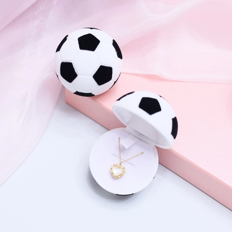 Kreative Schmuckschatulle In Fußballform Beflockter Samt Ring Ohrring Halskette Geschenkbox Tragbar Sport Neuheit