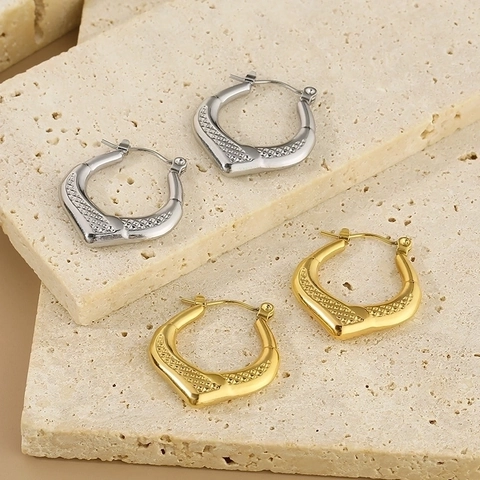 Pendientes Geométricos En Forma De U De Acero Inoxidable Para Mujer Con Textura De Rombo Minimalista De Acero Titanio