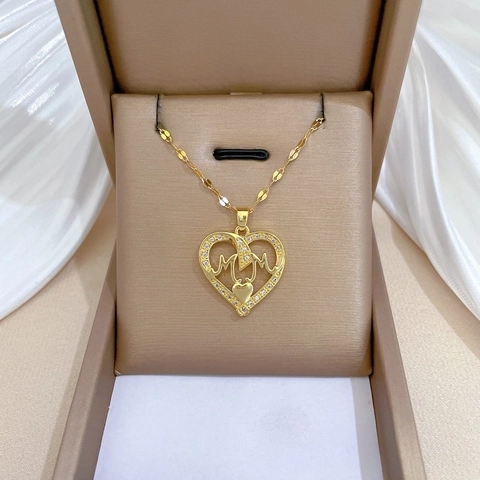 Collar Con Colgante De Corazón Letra MOM Circón Acero De Titanio Cobre Regalo Día De La Madre Joyería Elegante Mujer