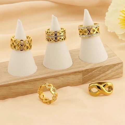Fashion Stainless Steel Hollow Infinite Symbol Heart Rings For Women Inlaid Rhinestone Gold Silver Color Band Jewelry