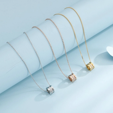 Collier Pendentif Cylindrique Acier Inoxydable Zircon Incrusté Bijoux Minimalistes Pour Femmes Accessoire Poli Élégant