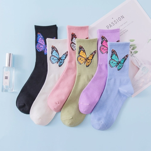 Damen Baumwolle Socken Schmetterling Stickerei Japanischer Stil Weich Atmungsaktiv Gerippt Mittleres Rohr Casual Mode Mädchen Socken