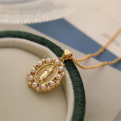 Vintage Religious Pendant Necklace Copper Gold Plated Virgin Mary Angel Wing Artificial Pearl Zirconia Jewelry For Women Men Retro
