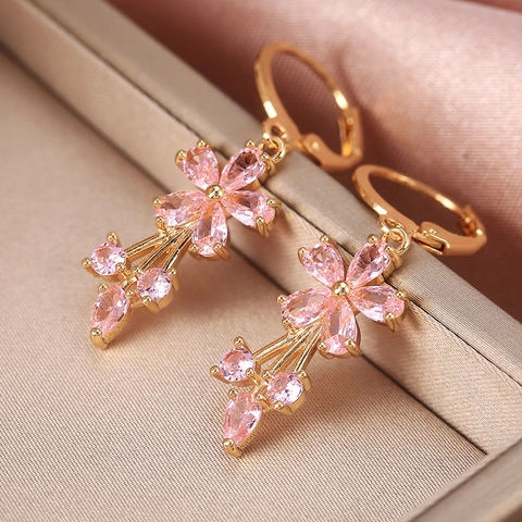 Blumen Hängeohrringe Kupfer Vergoldet Zirkonia Blütenblatt Quaste Tropfen Schmuck Für Frauen Elegant Funkelndes Geschenk