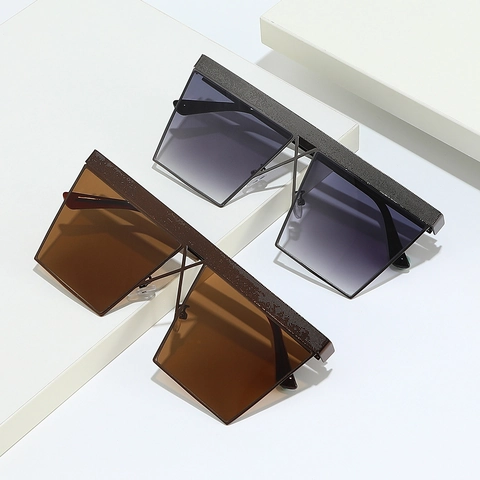 Oversized Square Sunglasses UV400 Metal Frame Luxury Fashion Modern X-Bridge Design Unisex Eyewear Driving Travel