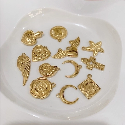 Pendente In Acciaio Inossidabile Vintage Cuore Luna Stella Marina Croce Moneta Charms Donna Placcato Oro Gioielli